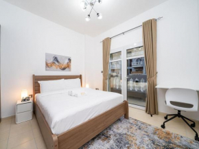 Bright 1 Bedroom Serene Getaway in JVC